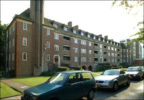 49-55a Lyttelton Ct